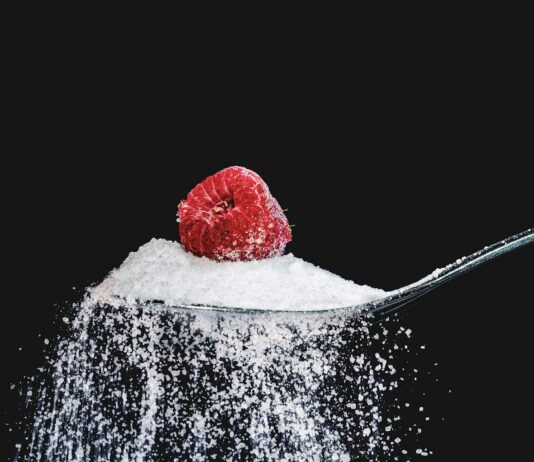 “식단 조절 중인데 자꾸 당이 당긴다면?”…몸이 아니라 뇌가 부족한 것이다 ice with cherry on top